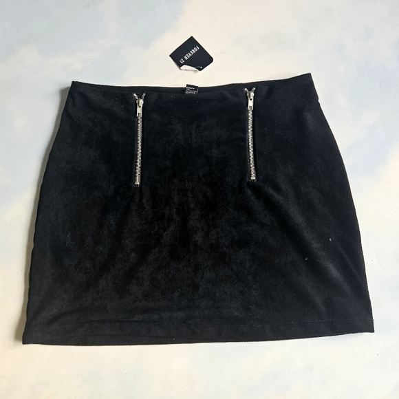 Forever 21 Dresses & Skirts - Black Suede Double Zipper Mini Skirt